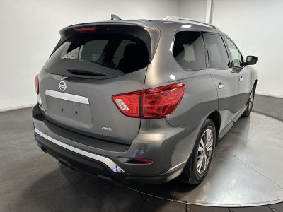 2019 Nissan Pathfinder S