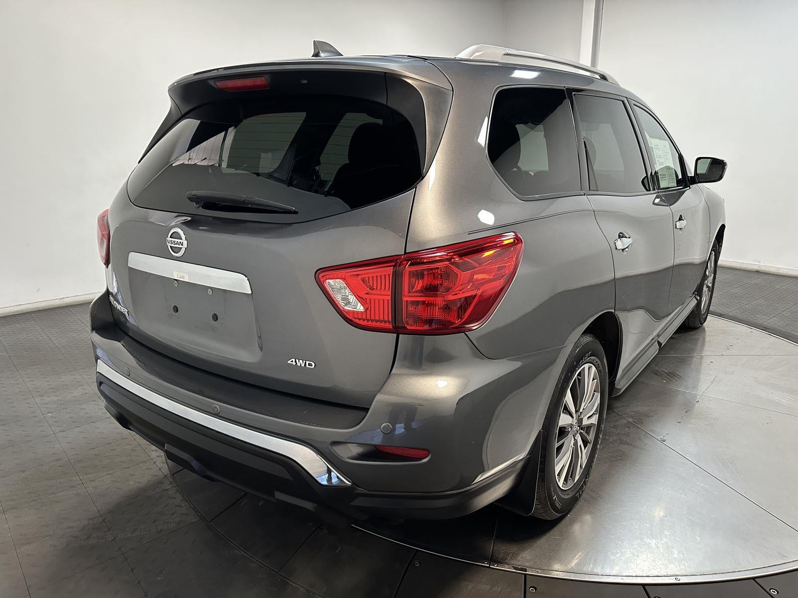 2019 Nissan Pathfinder S