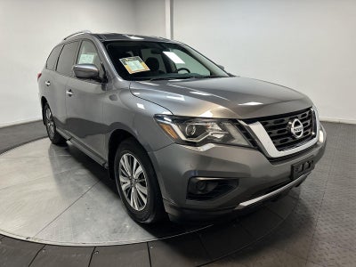 2019 Nissan Pathfinder S