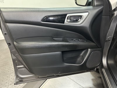 2019 Nissan Pathfinder S