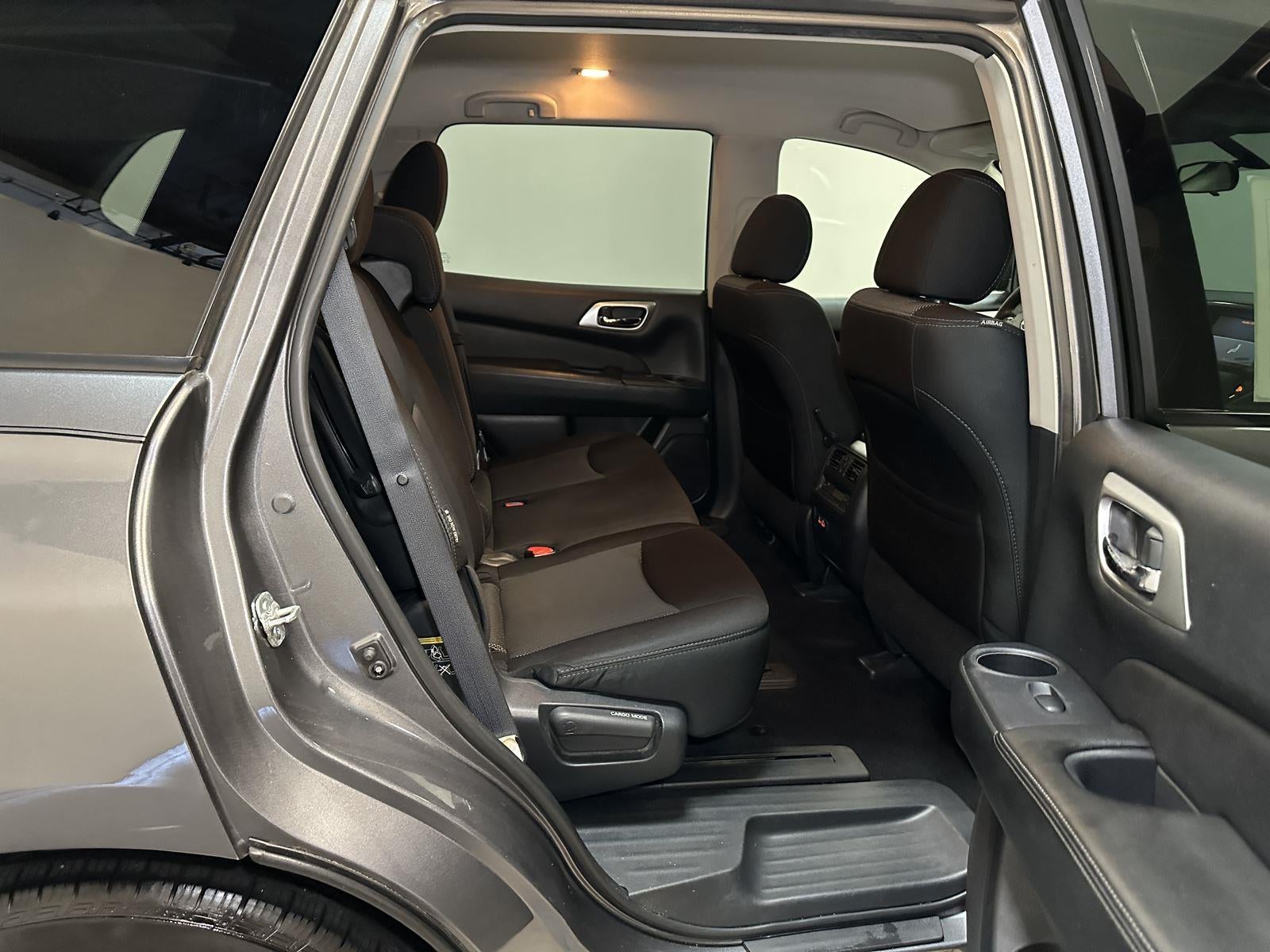 2019 Nissan Pathfinder S