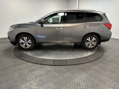 2019 Nissan Pathfinder S