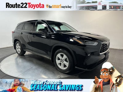 2022 Toyota Highlander LE