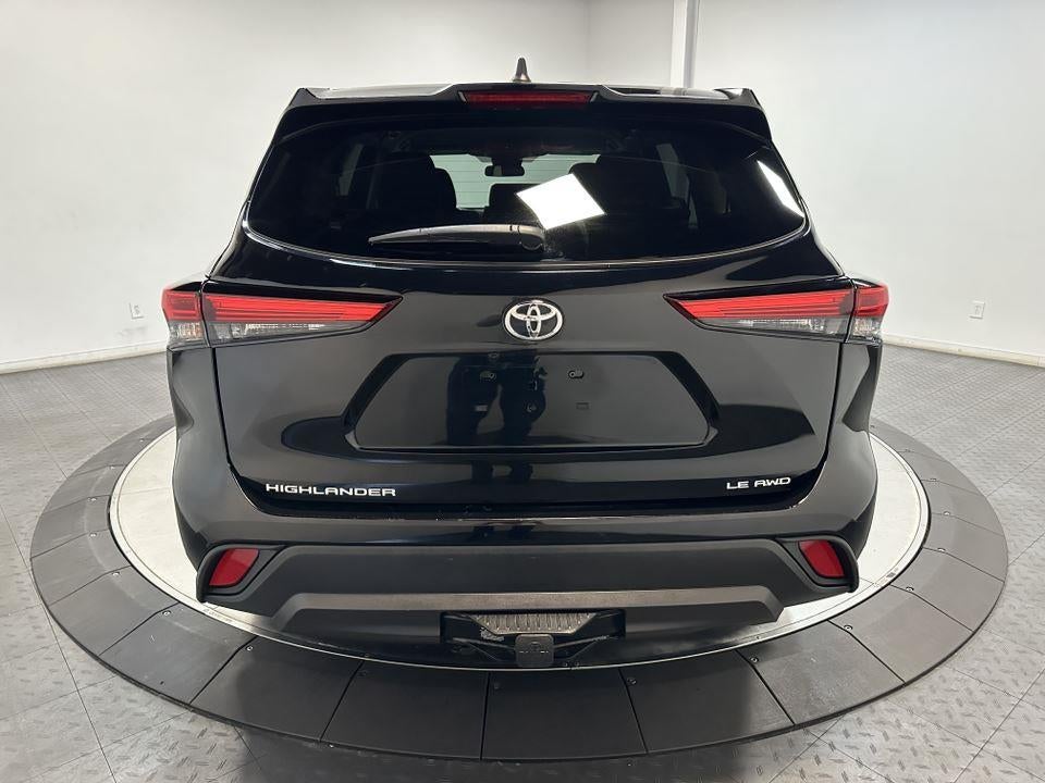 2022 Toyota Highlander LE