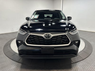 2022 Toyota Highlander LE
