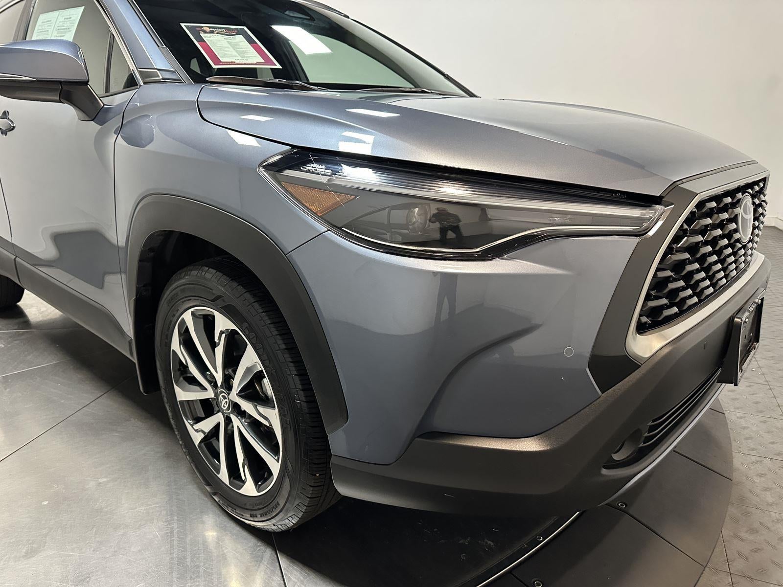 2024 Toyota Corolla Cross XLE