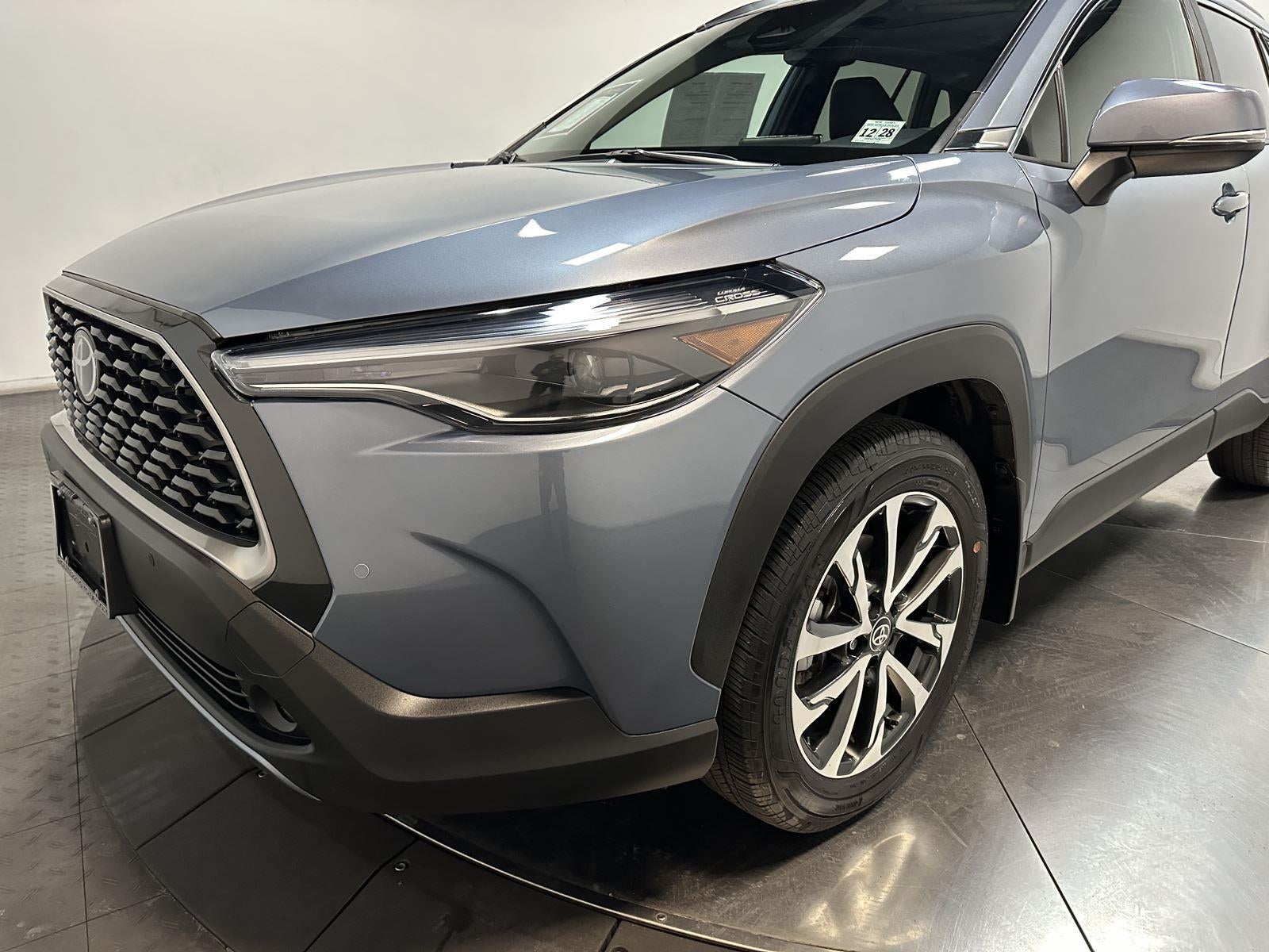 2024 Toyota Corolla Cross XLE