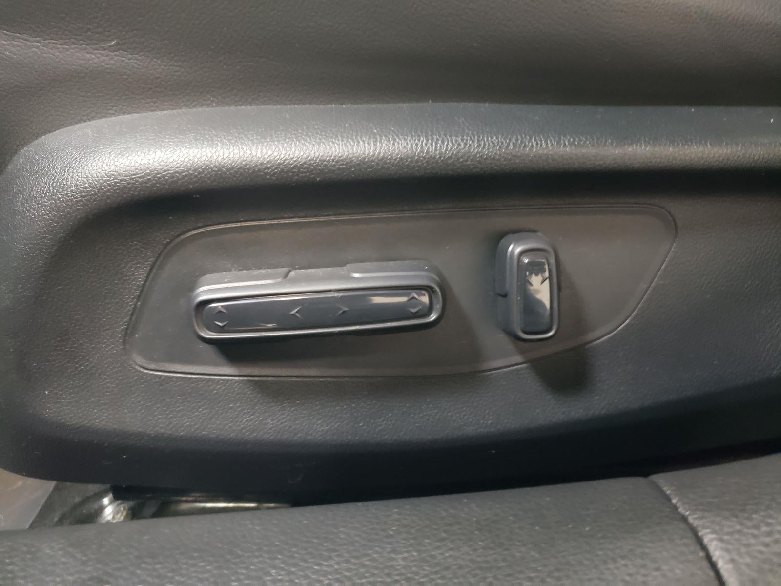 2023 Honda Civic Hatchback EX-L