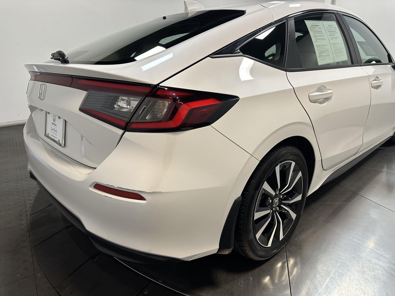 2024 Honda Civic Hatchback EX-L