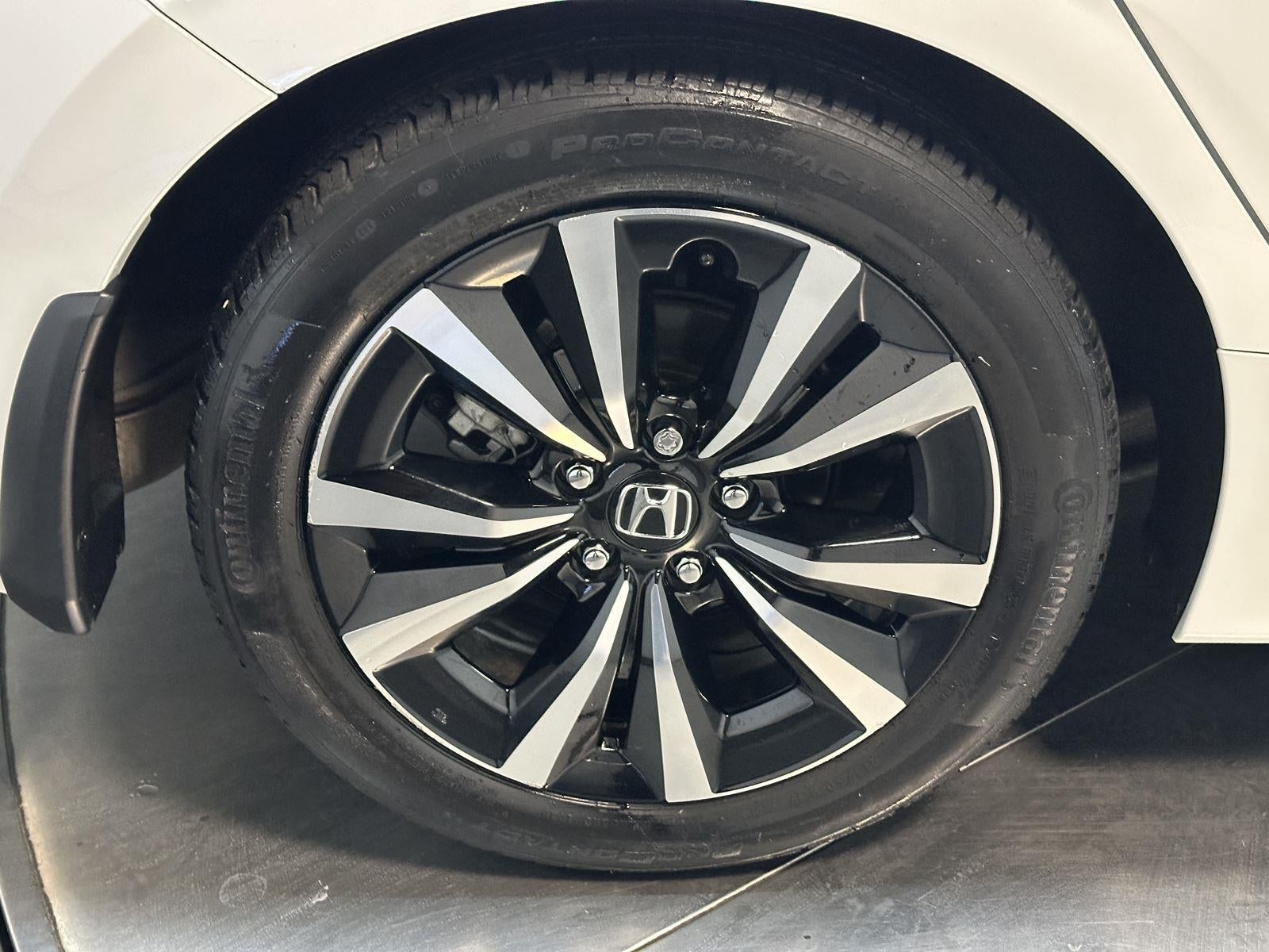 2024 Honda Civic Hatchback EX-L