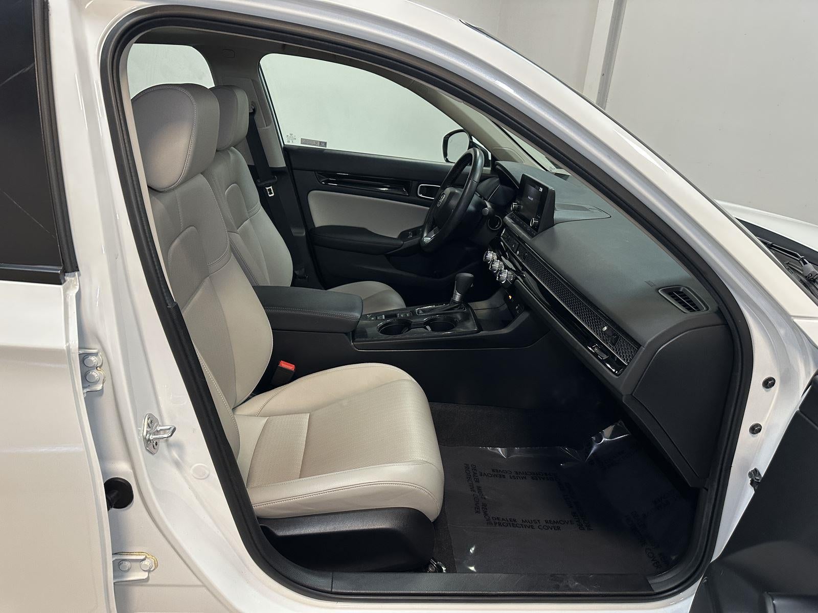 2024 Honda Civic Hatchback EX-L