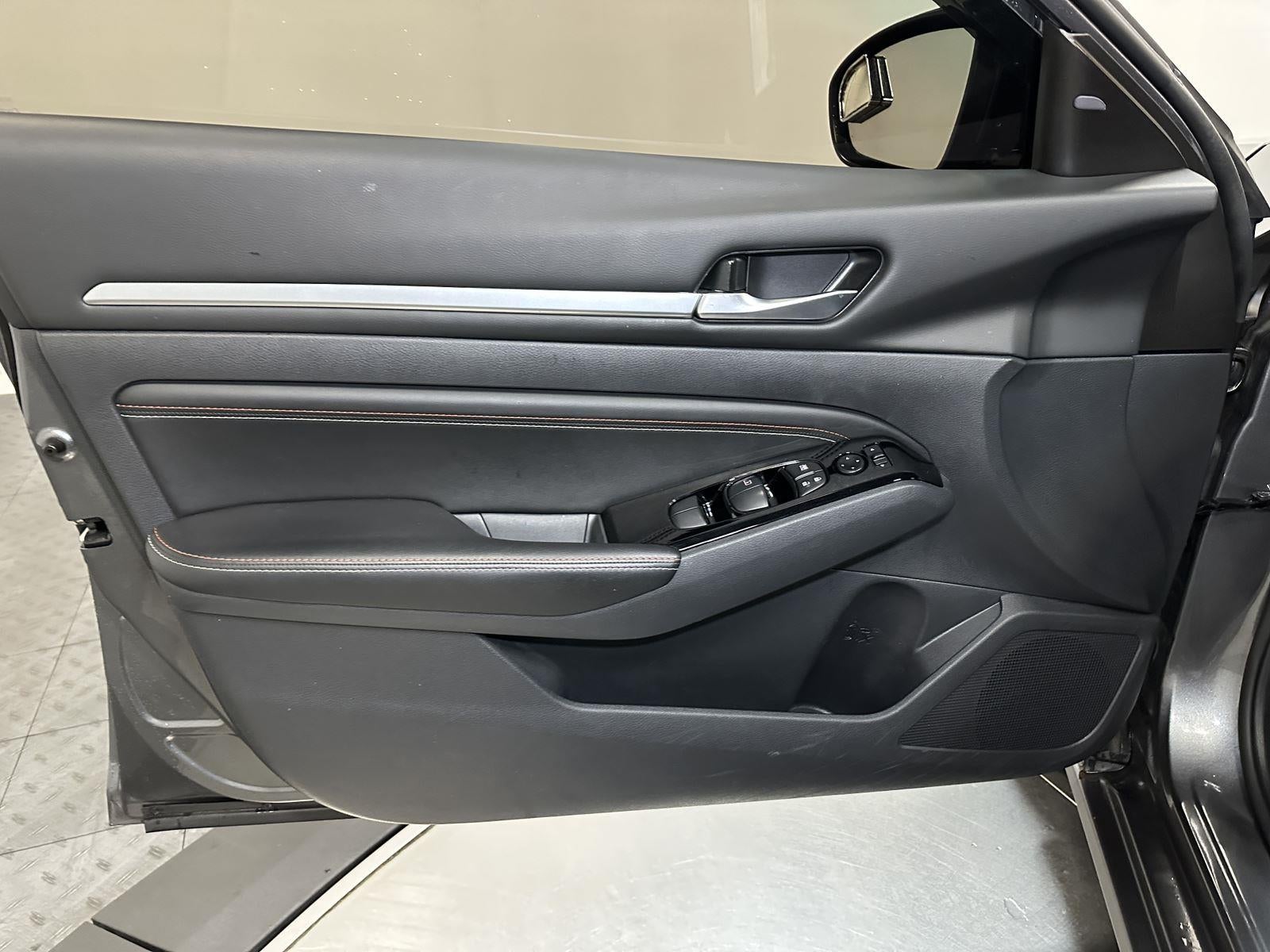 2023 Nissan Altima 2.0 SR