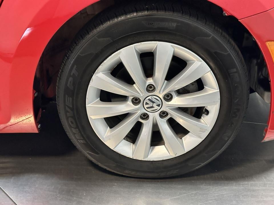 2019 Volkswagen Beetle S