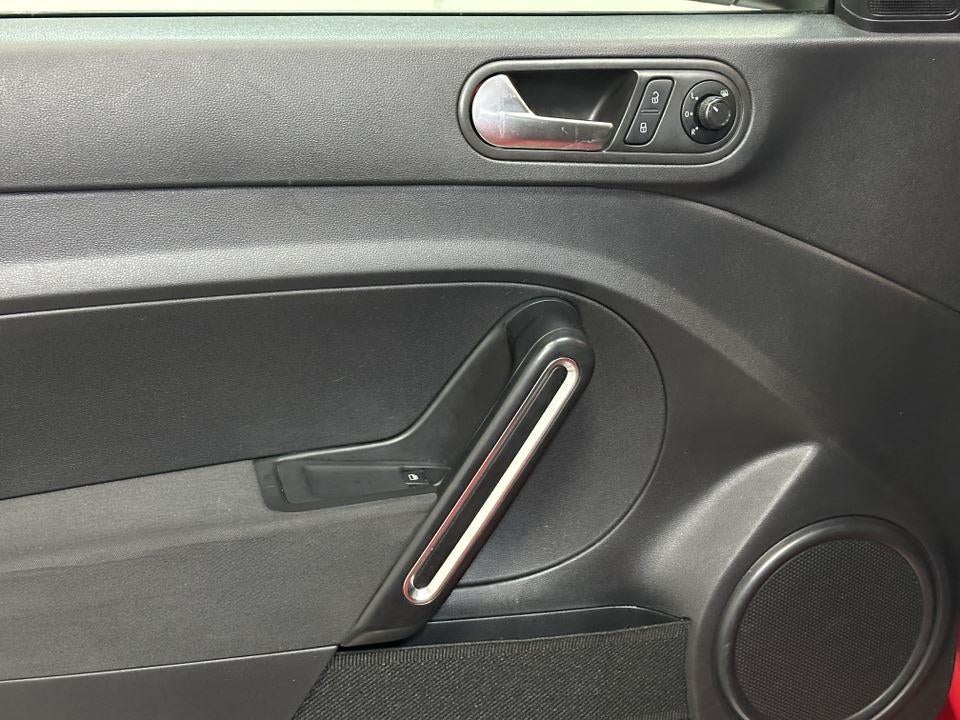 2019 Volkswagen Beetle S