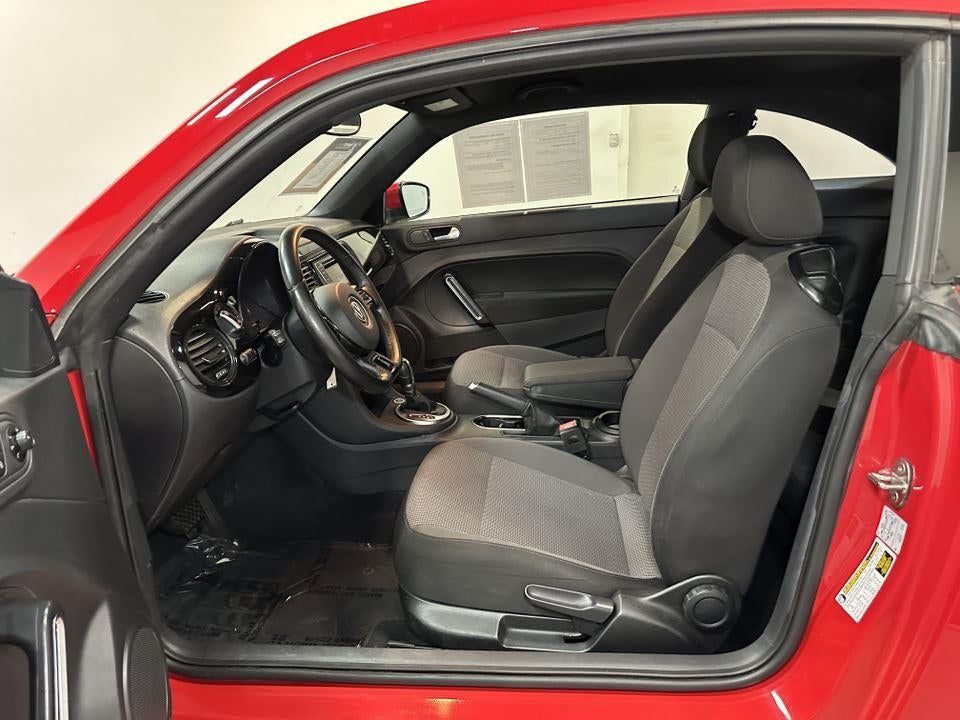 2019 Volkswagen Beetle S